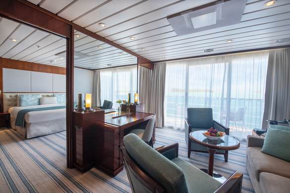 Paul Gauguin Cruises MS Paul Gauguin Owner's Suite 3 ©Paul Gauguin Cruises.jpg